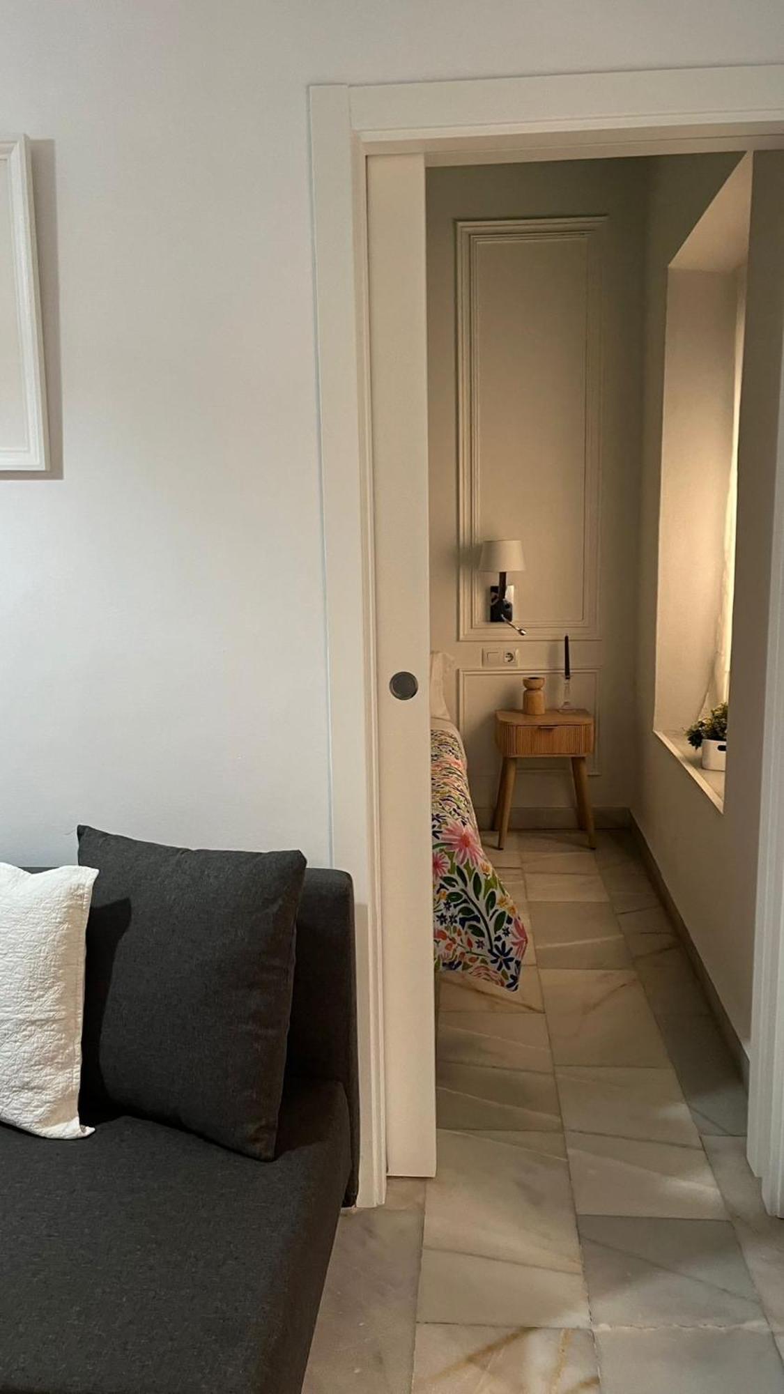 Apartamento En Casco Antiguo - Plaza De La Gavidia Sevilla Eksteriør bilde