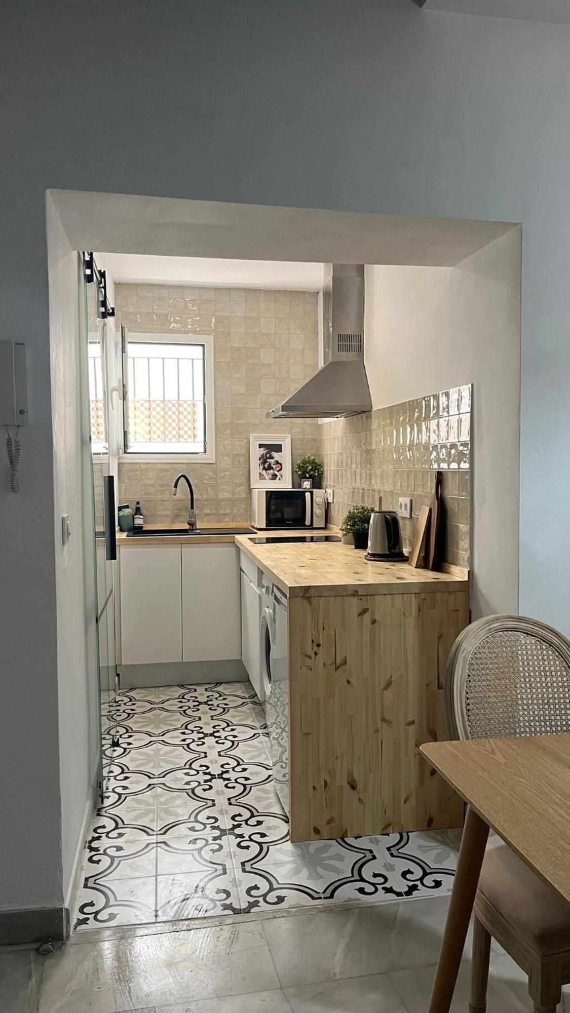 Apartamento En Casco Antiguo - Plaza De La Gavidia Sevilla Eksteriør bilde
